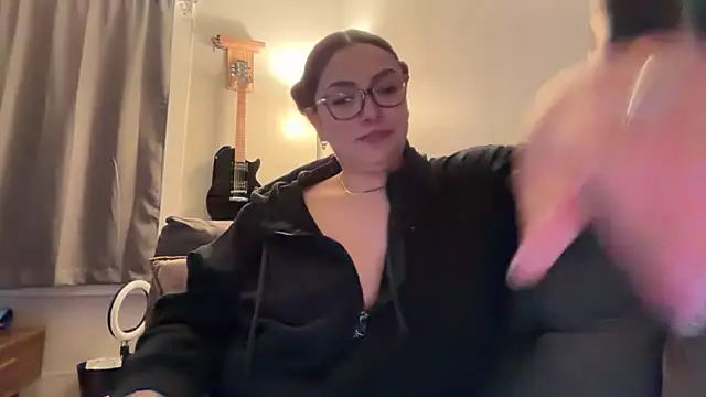 Snapshot of nativepumpkin95 chatting on May 16, 2026, 2:19 am nativepumpkin95 online show from May 16, 2026, 2:19 am