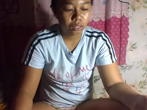 Snapshot of supertightkitty chatting on December 2, 2025, 12:38 am supertightkitty online show from December 2, 2025, 12:38 am