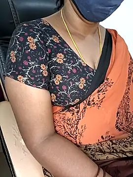 Snapshot of Tamil-hotwife chatting on March 3, 2026, 8:53 am Tamil-hotwife online show from March 3, 2026, 8:53 am