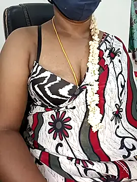 Snapshot of Tamil-hotwife chatting on March 11, 2026, 4:46 pm Tamil-hotwife online show from March 11, 2026, 4:46 pm