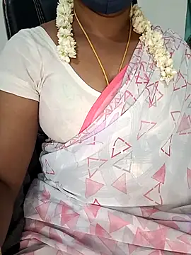 Snapshot of Tamil-hotwife chatting on March 18, 2026, 3:48 pm Tamil-hotwife online show from March 18, 2026, 3:48 pm