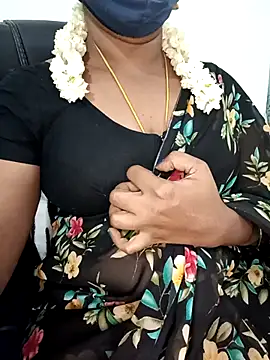 Snapshot of Tamil-hotwife chatting on April 9, 2026, 4:23 pm Tamil-hotwife online show from April 9, 2026, 4:23 pm