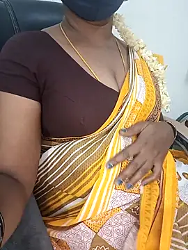 Snapshot of Tamil-hotwife chatting on April 14, 2026, 6:14 pm Tamil-hotwife online show from April 14, 2026, 6:14 pm