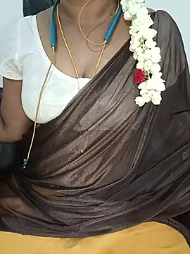 Snapshot of Tamil-hotwife chatting on June 23, 2026, 7:17 am Tamil-hotwife online show from June 23, 2026, 7:17 am