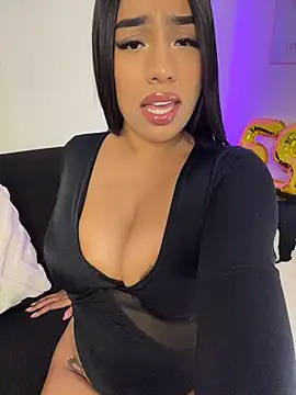 Sara mocca  online show from March 13, 2026, 7:53 pm