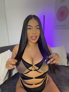 Snapshot of Sara_mocca_ chatting on July 9, 2026, 8:13 pm Sara mocca online show from July 9, 2026, 8:13 pm