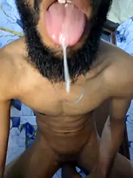 kingofextrasize online show from May 9, 2026, 3:23 am
