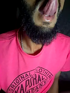 kingofextrasize online show from May 15, 2026, 2:07 am