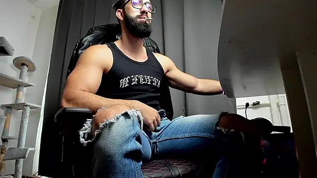 liamaesthetic online show from January 10, 2026, 8:27 am