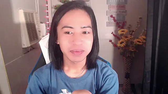 Snapshot of Lemonadexxx chatting on December 15, 2025, 6:45 pm Lemonadexxx online show from December 15, 2025, 6:45 pm