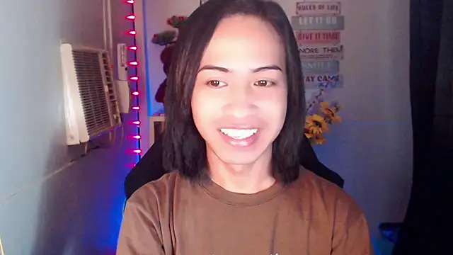 Snapshot of Lemonadexxx chatting on December 19, 2025, 8:16 pm Lemonadexxx online show from December 19, 2025, 8:16 pm