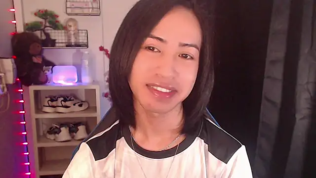 Snapshot of Lemonadexxx chatting on January 6, 2026, 1:42 am Lemonadexxx online show from January 6, 2026, 1:42 am