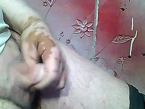 Snapshot of two_colour_cock chatting on November 8, 2025, 8:07 pm two colour cock online show from November 8, 2025, 8:07 pm