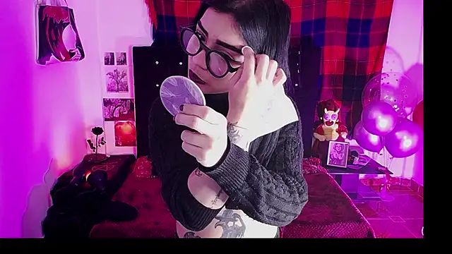 Snapshot of Ardat_Lili69 chatting on June 16, 2026, 2:47 am Ardat Lili69 online show from June 16, 2026, 2:47 am