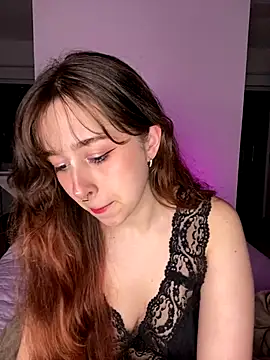 tsuki chan on online show from September 9, 2025, 4:45 am