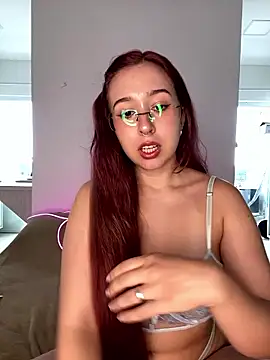 tsuki chan on online show from January 8, 2026, 3:25 pm