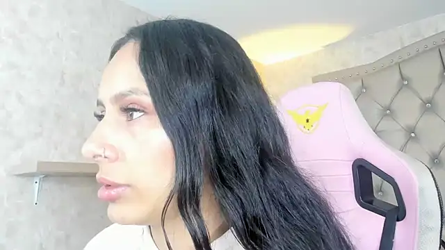 karlyn angels online show from February 12, 2025, 8:29 pm