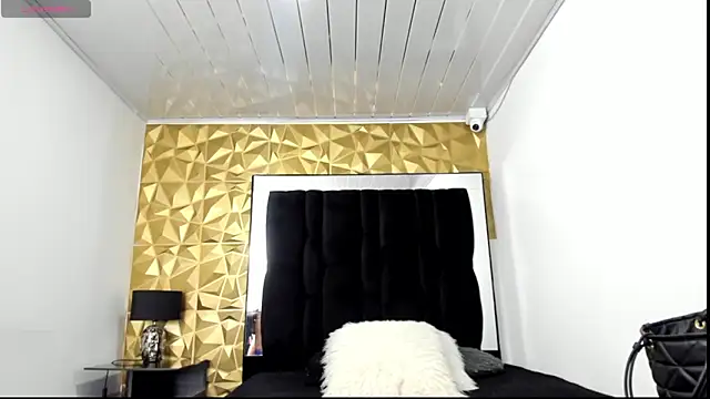 karlyn angels online show from March 9, 2025, 6:32 pm