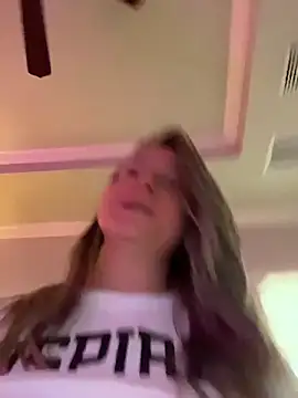 Vivian MayXxX online show from October 31, 2025, 11:55 am