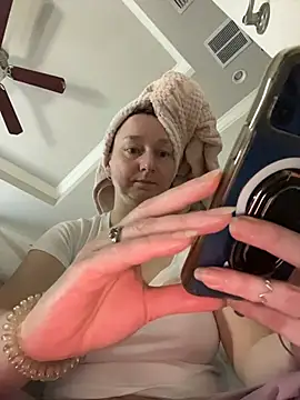 Vivian MayXxX online show from February 10, 2026, 7:18 pm