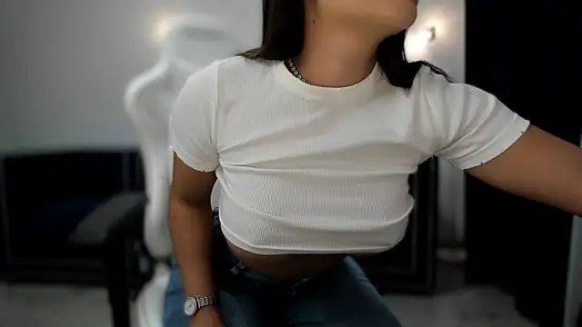 Snapshot of _missperfection_ chatting on March 23, 2026, 2:26 am missperfection online show from March 23, 2026, 2:26 am