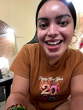 HotstuffCherrySummer online show from November 29, 2025, 9:45 am