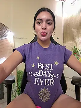 HotstuffCherrySummer online show from February 12, 2026, 8:53 am