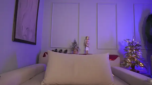 Snapshot of Lauraxx69 chatting on January 4, 2025, 10:38 am Lauraxx69 online show from January 4, 2025, 10:38 am