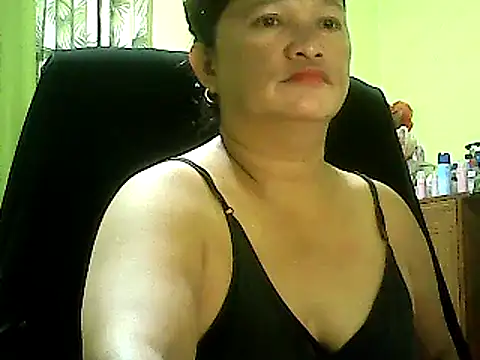 hott scarlett online show from January 28, 2025, 1:05 pm