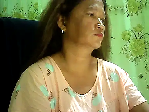 hott scarlett online show from February 24, 2026, 10:35 am