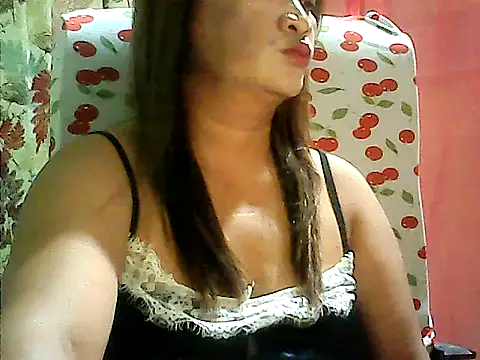 hott scarlett online show from April 14, 2026, 12:55 pm