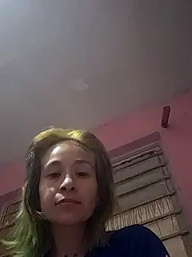 fablob23 online show from April 3, 2026, 11:41 am