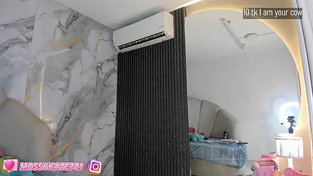 Katemoss70 online show from March 5, 2025, 6:34 pm