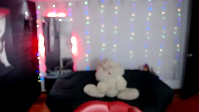 Snapshot of agatha_prime chatting on December 1, 2025, 7:30 pm agatha prime online show from December 1, 2025, 7:30 pm