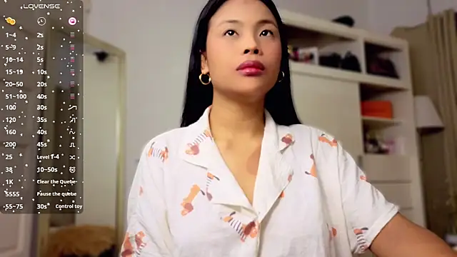 venusangelicxx online show from February 22, 2026, 5:00 pm