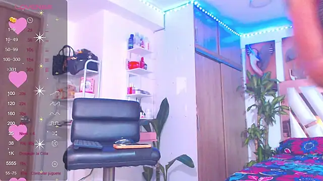 Snapshot of Hotgiirl_1 chatting on March 26, 2026, 7:41 pm Hotgiirl 1 online show from March 26, 2026, 7:41 pm