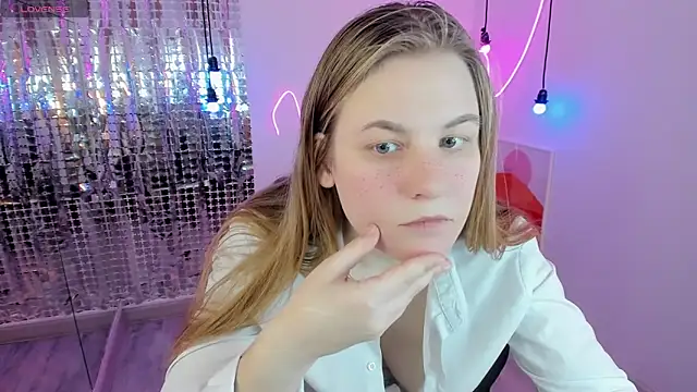 JadeSoft online show from February 8, 2025, 8:53 pm