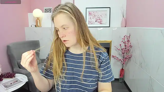 JadeSoft online show from March 6, 2025, 8:37 pm