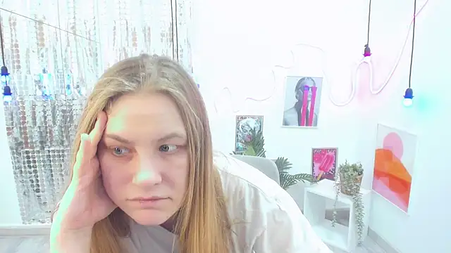 JadeSoft online show from March 21, 2025, 8:29 pm