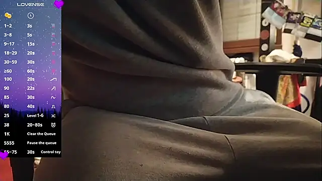 Purple Flamingo online show from January 11, 2026, 6:35 pm