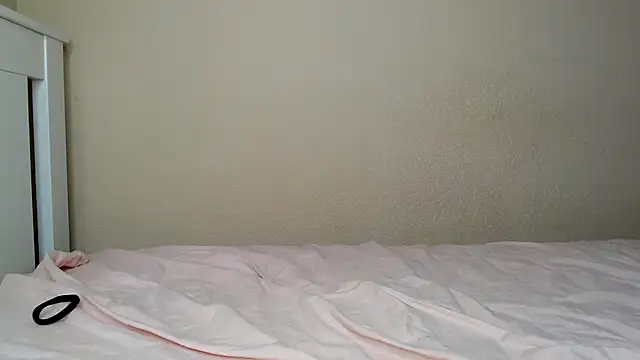 Just alice online show from November 7, 2025, 4:07 pm