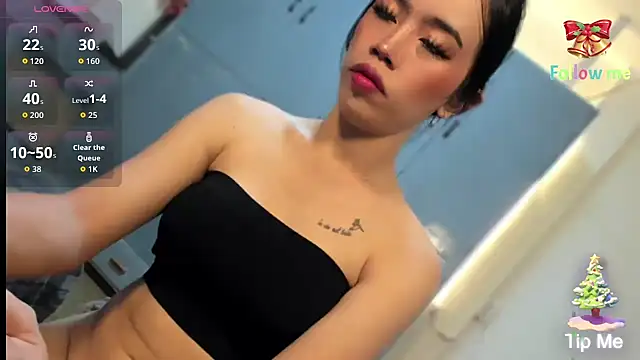 Emma Jones88 online show from December 15, 2025, 7:45 am