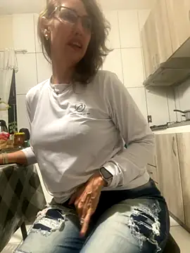 Snapshot of RAIRAsexy chatting on October 30, 2025, 2:46 am RAIRAsexy online show from October 30, 2025, 2:46 am