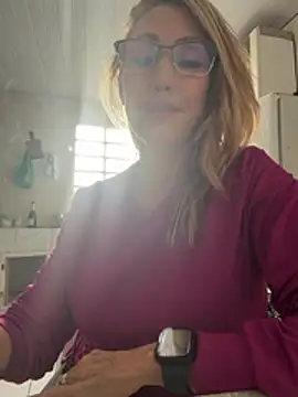 RAIRAsexy online show from June 7, 2026, 6:22 pm