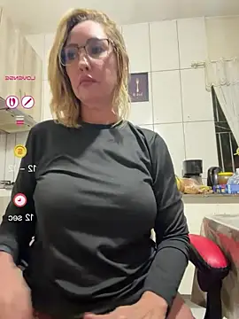 Snapshot of RAIRAsexy chatting on July 14, 2026, 2:05 am RAIRAsexy online show from July 14, 2026, 2:05 am