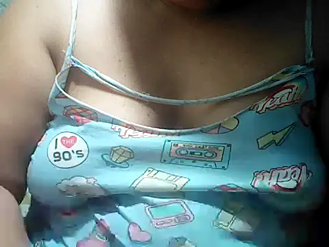 Snapshot of Sexyhorney4u chatting on May 15, 2026, 10:06 pm Sexyhorney4u online show from May 15, 2026, 10:06 pm