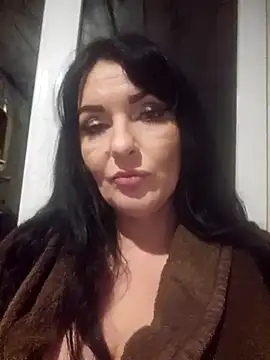 Snapshot of Flo_Sandra chatting on November 23, 2025, 3:12 pm Flo Sandra online show from November 23, 2025, 3:12 pm