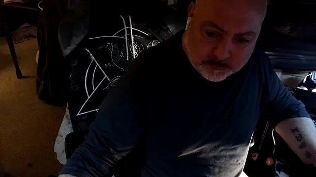 Snapshot of Drake_DVamp chatting on September 11, 2025, 10:15 am Drake DVamp online show from September 11, 2025, 10:15 am