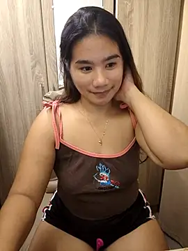 Kissy07 online show from October 23, 2025, 3:06 am