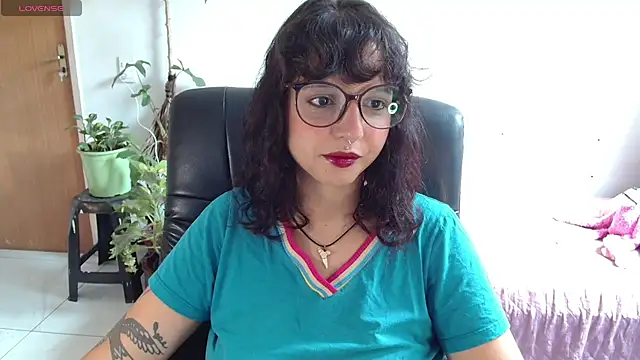 myamillor online show from November 26, 2025, 3:35 pm